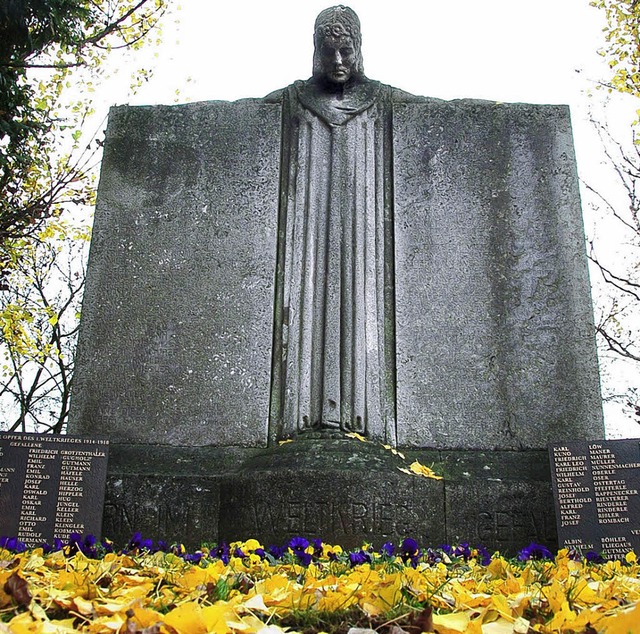 Ehrenmal fr die Kriegsopfer auf dem Staufener Friedhof   | Foto: M.  Donner