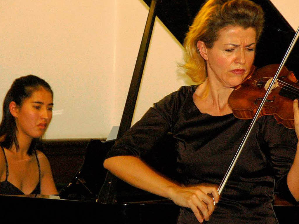 Kunstpfarrer Paul Grb erhlt das Bundesverdienstkreuz Erster Klasse mit Spezialgast Anne-Sophie Mutter