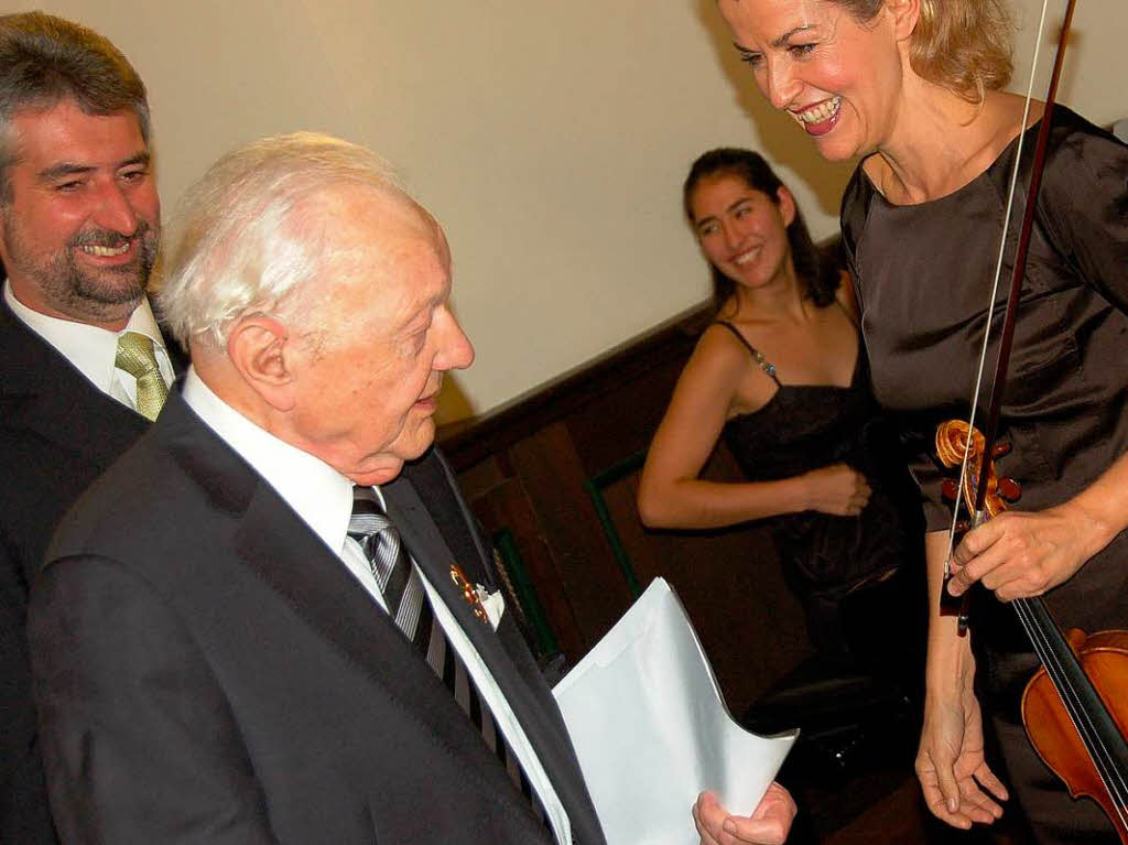 Kunstpfarrer Paul Grb erhlt das Bundesverdienstkreuz Erster Klasse mit Spezialgast Anne-Sophie Mutter