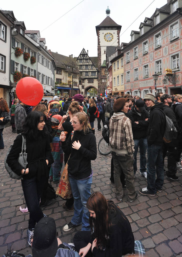 Polizei stoppt Antifa-Demo in Freiburg