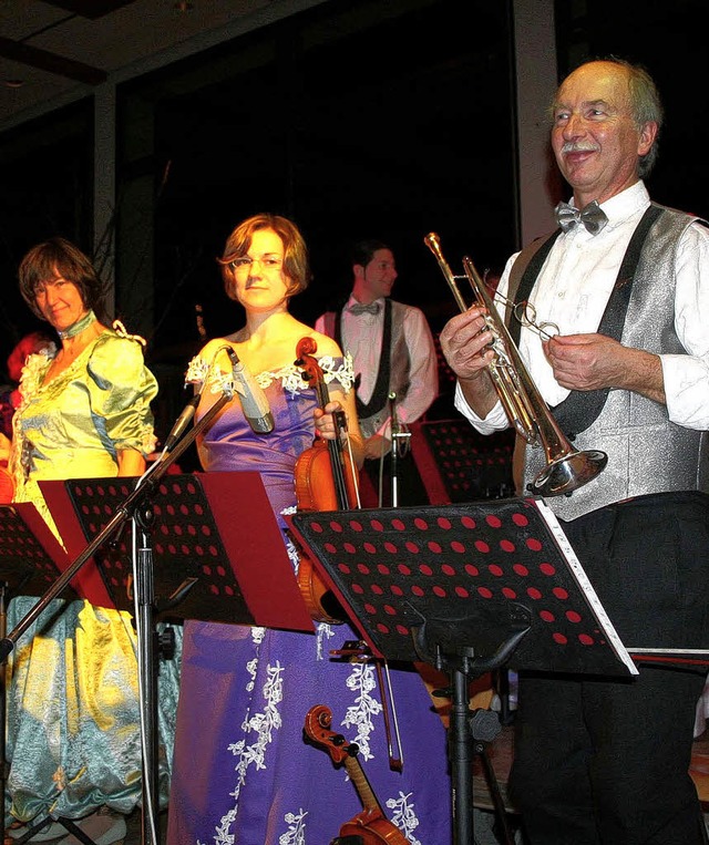 Musikalische Leckerbissen aus der altb... beim vierten Opernball in Eggingen.    | Foto: lucia van kreuningen