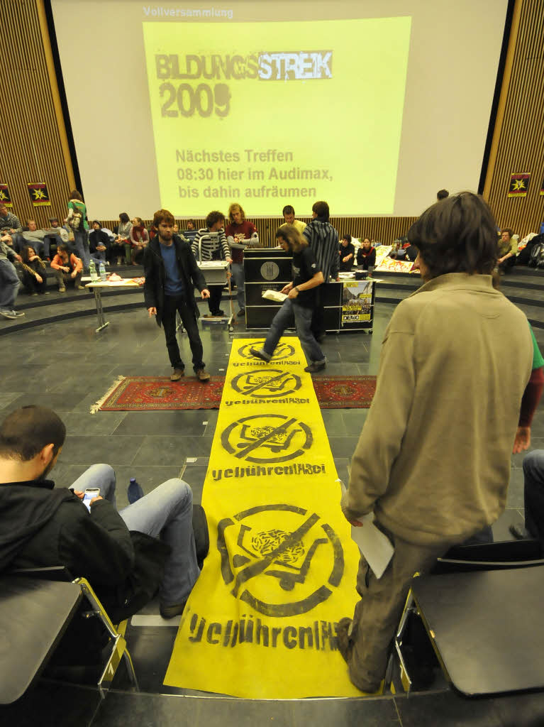 Studentenprotest in Freiburg: Das Audimax der Universitt ist vorerst besetzt.