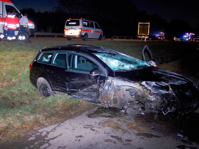 Eines der Autos nach dem Unfall.  | Foto: Martin Ganz