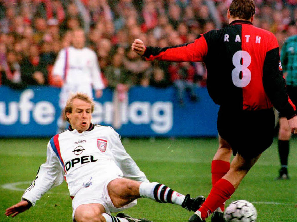 Jrgen Klinsmann trat 1997 nicht nur nach dem Ball, sondern auch nach der berhmten „Sanyo-Tonne“.