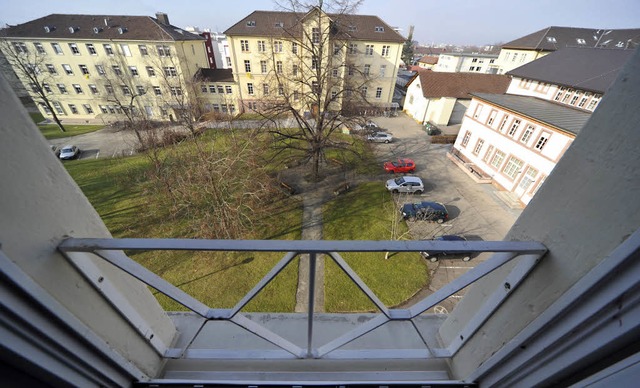 Die Grnflche auf dem Gelnde des Stu... einem weitern Wohnheim bebaut werden.  | Foto: Thomas Kunz