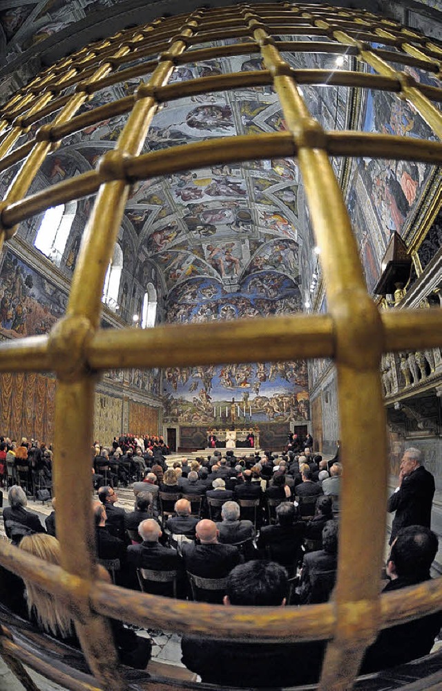 Schauplatz Sixtinische Kapelle: Knstler beim Papst  | Foto: dpa