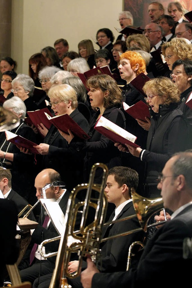 Chor und Orchester waren bei den Auffhrungen hchst prsent.    | Foto: PEter Heck