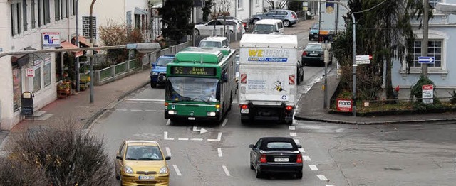 Fr die Haltinger Ortsdurchfahrt ist k...g keine (Lrm-)Entlastung   absehbar.   | Foto: Frey