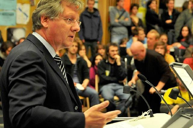 Fotos: Freiburgs Uni-Rektor diskutiert mit Studenten