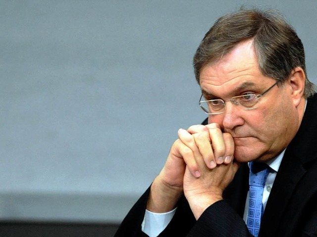 Seine Tage als Minister dürften gezählt sein: Franz Josef Jung. | Foto: ddp Seine Tage als Minister dürften gezählt sein: Franz Josef Jung. | Foto: ddp