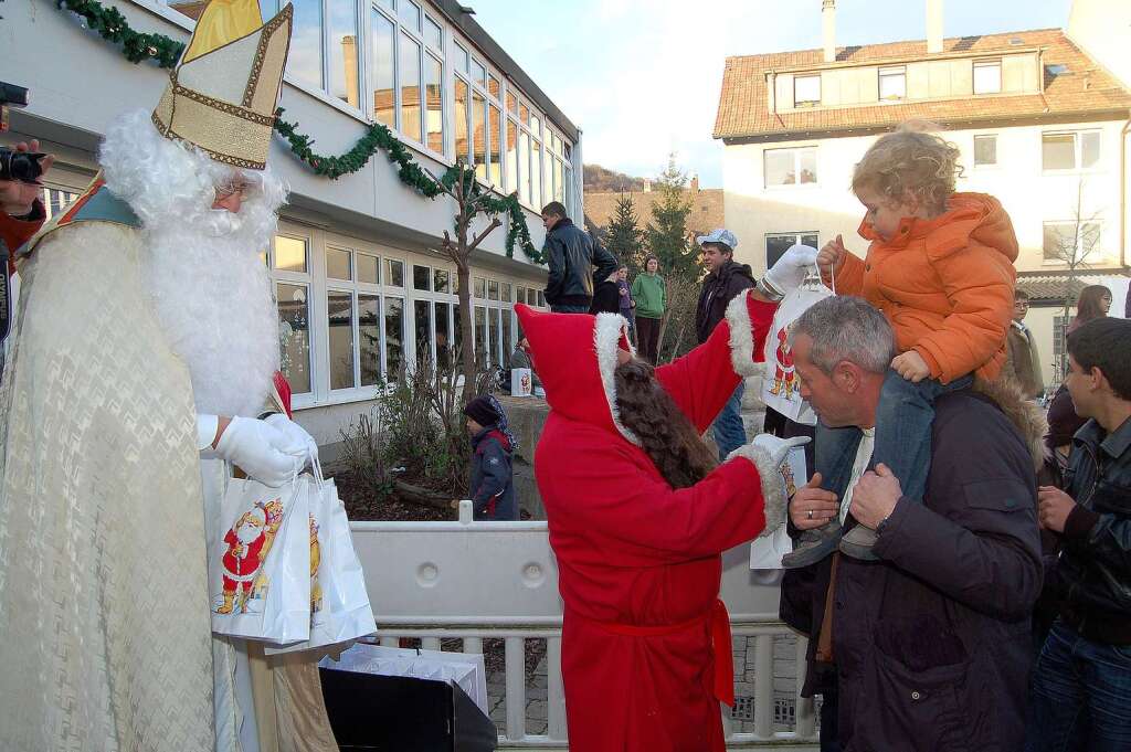 Eindrücke vom Weihnachtsmarkt in Grenzach-Wyhlen Eindrücke vom Weihnachtsmarkt in Grenzach-Wyhlen
