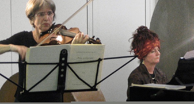 Violinistin Denise Hoerni und Pianistin Barb Wagner    | Foto: Junia Folk