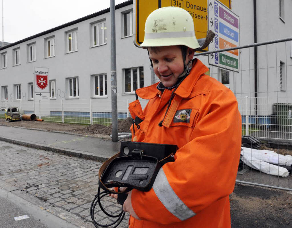 Die Feuerwehr berprfte vor Ort die Gaskonzentration.