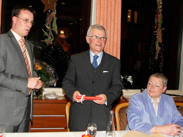 Kreisvorsitzender Volker Schebesta (li...hts die neue Vorsitzende Annette Korn.  | Foto: Heidi Foessel