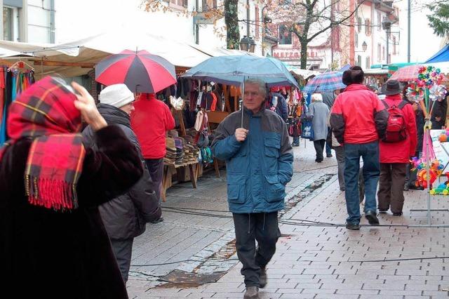 Kalter Markt zeigt nasskalte Schulter