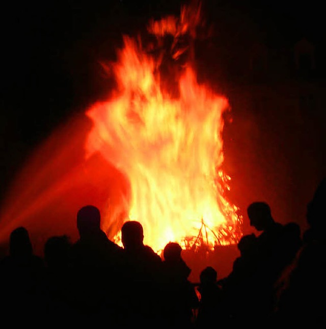 Feuer auf dem Abbatucci-Platz.  | Foto: Bartl