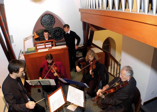 Die Orgel im Zusammenklang mit Streichern: eine wrdige Art, den 50. zu feiern  | Foto: Stefan Merkle