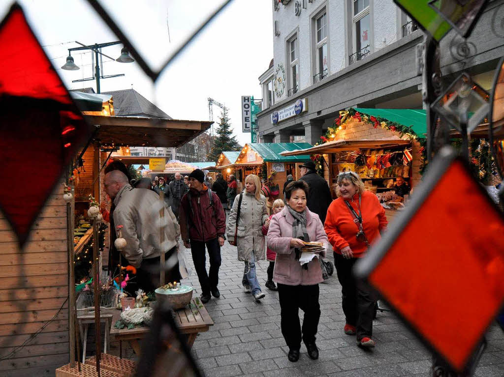 Impressionen vom Lrracher Weihnachtsmarkt