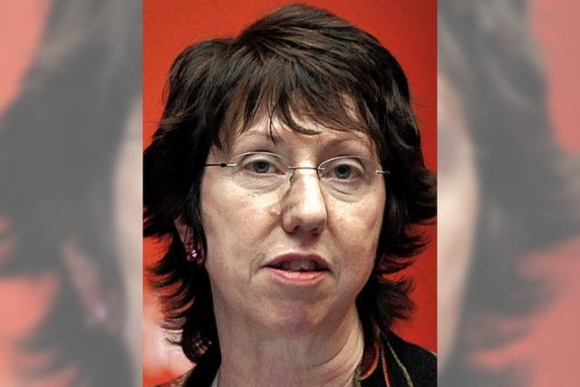 Catherine Ashton verteidigt sich gegen Kritik