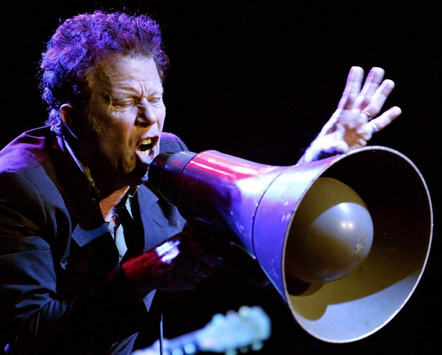 Der Snger als Bhnendarsteller: Tom Waits   | Foto: dpa