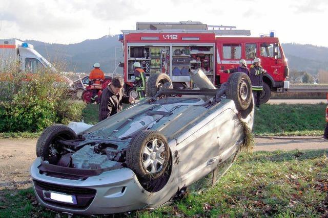 Bei Unfall auf B3/B294 verletzt