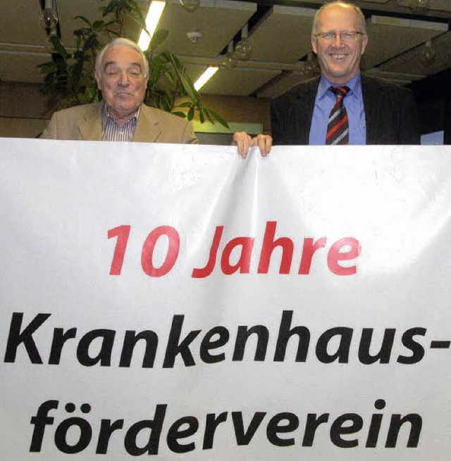 Dr. Rolf Boos und Rolf Karrer  haben Grund zur Freude.    | Foto: Bhm-Jacob