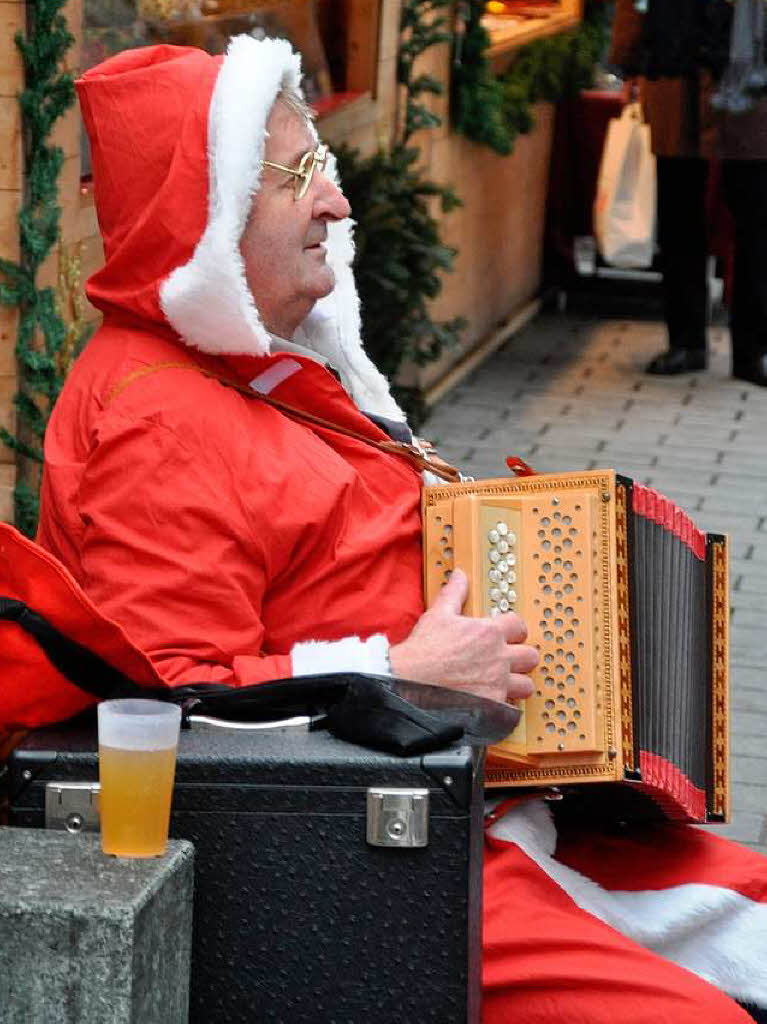 Impressionen vom Lrracher Weihnachtsmarkt