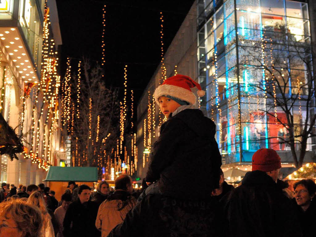 Impressionen vom Lrracher Weihnachtsmarkt
