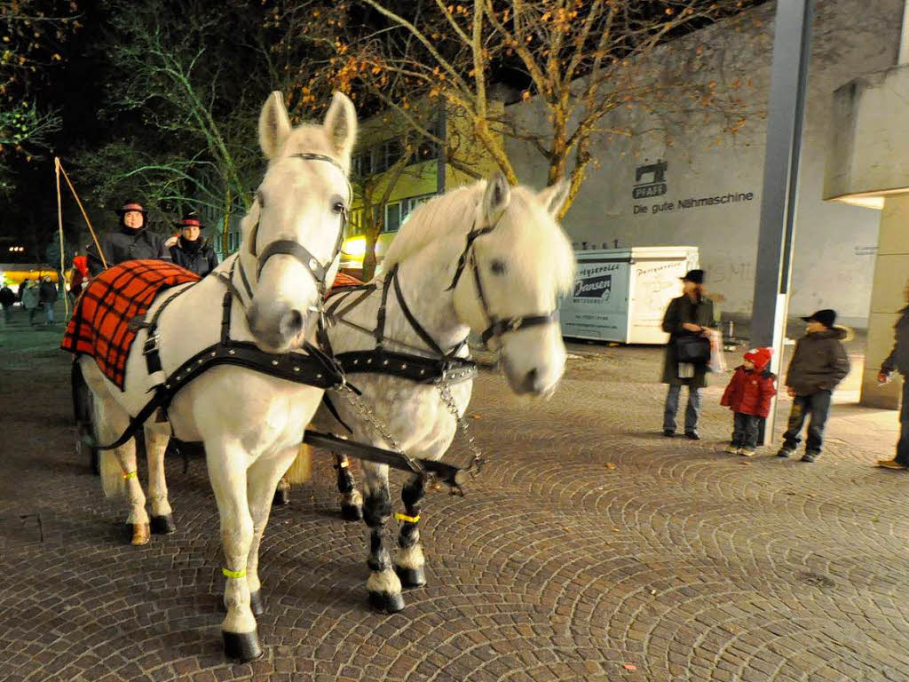 Impressionen vom Lrracher Weihnachtsmarkt