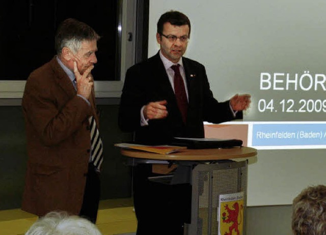 OB Eberhart Niethammer und Stadtammann Franco Mazzi beim Behrdentreffen   | Foto: Christoph Spangenberg