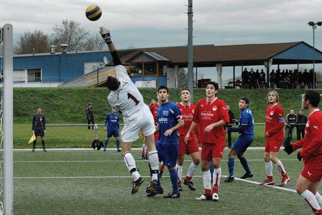 Btzinger gewinnen Gedulds-Derby mit 1:0