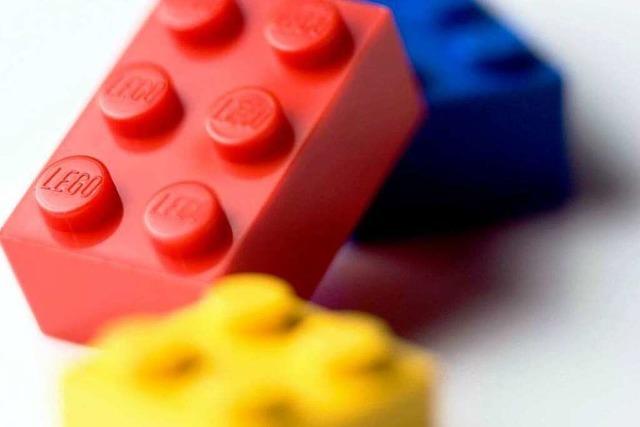Ein buntes Bild aus Legosteinen