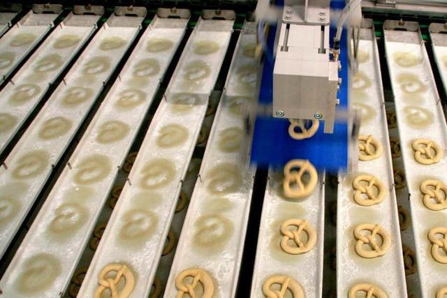 Weltneuheit: Maschine produziert 19.000 Brezeln in der Stunde