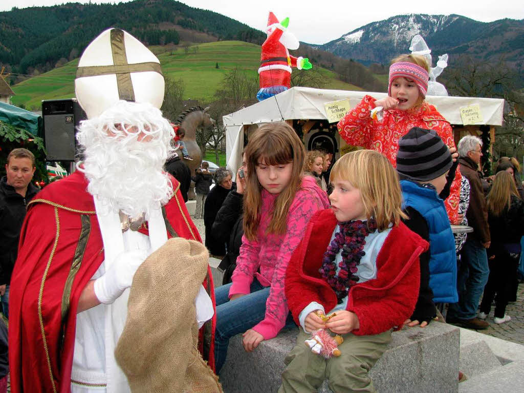 Lockte wieder viele Besucher an: Schwarzwälder Weihnachtmarkt im Münstertal Lockte wieder viele Besucher an: Schwarzwälder Weihnachtmarkt im Münstertal
