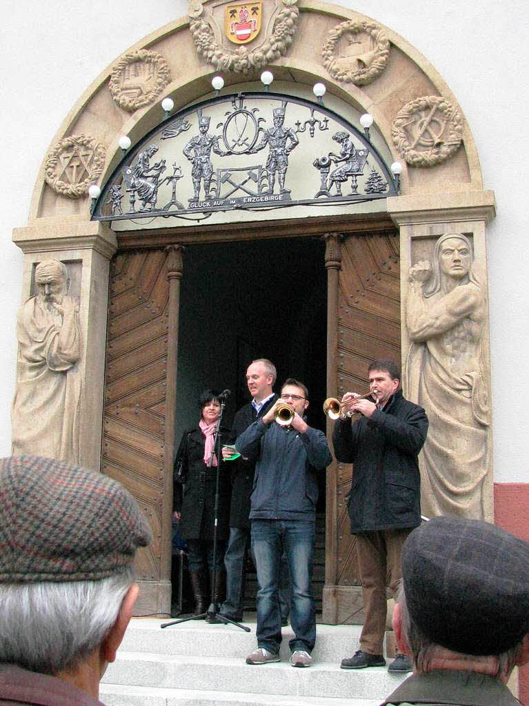 Lockte wieder viele Besucher an: Schwarzwälder Weihnachtmarkt im Münstertal Lockte wieder viele Besucher an: Schwarzwälder Weihnachtmarkt im Münstertal