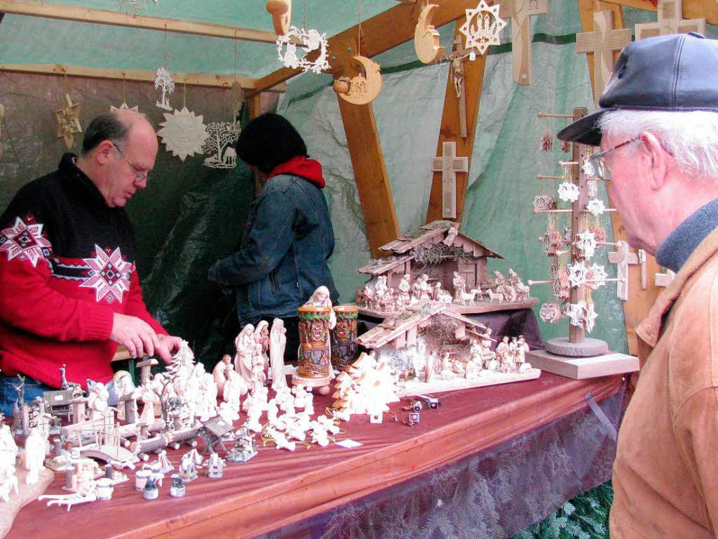 Lockte wieder viele Besucher an: Schwarzwälder Weihnachtmarkt im Münstertal Lockte wieder viele Besucher an: Schwarzwälder Weihnachtmarkt im Münstertal