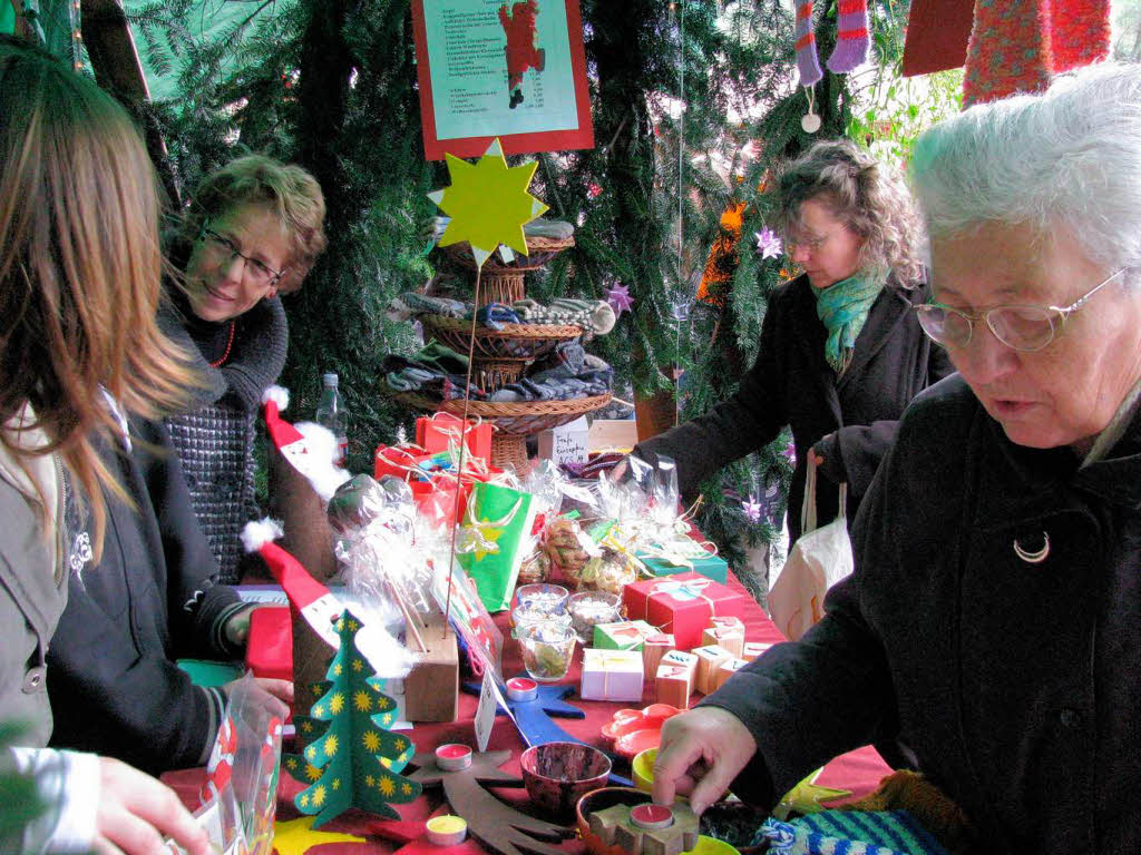 Lockte wieder viele Besucher an: Schwarzwälder Weihnachtmarkt im Münstertal Lockte wieder viele Besucher an: Schwarzwälder Weihnachtmarkt im Münstertal