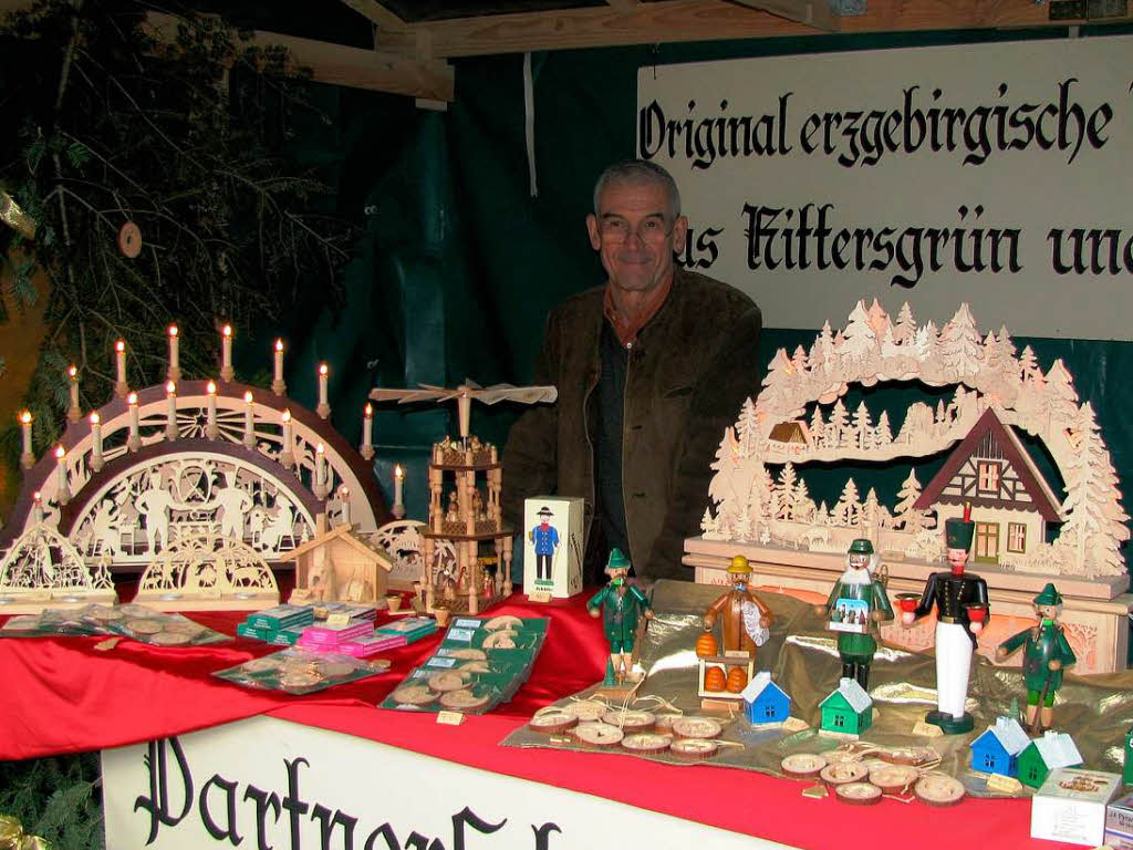 Lockte wieder viele Besucher an: Schwarzwälder Weihnachtmarkt im Münstertal Lockte wieder viele Besucher an: Schwarzwälder Weihnachtmarkt im Münstertal