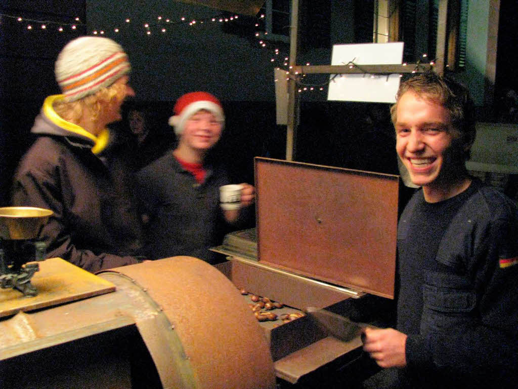 Lockte wieder viele Besucher an: Schwarzwälder Weihnachtmarkt im Münstertal Lockte wieder viele Besucher an: Schwarzwälder Weihnachtmarkt im Münstertal