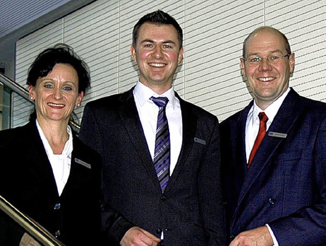 Bereichsleiterin Susanne Volkmer, Fili...n Kocian und  Vorstand Ulf Bleckmann.   | Foto: BZ