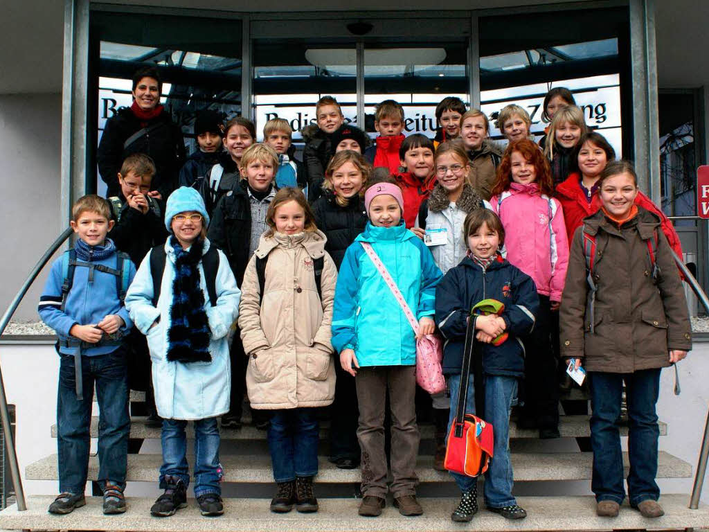 Die Klasse 4b der Thaddus-Rinderle-Schule mit ihrer Lehrerin Frau Sickau