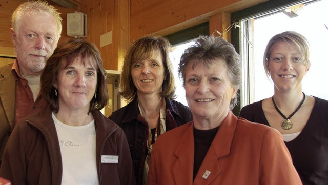 Roland Baumgartner, Helga Sandmann, Ed...offenes Ohr fr die Wnsche der Gste.  | Foto: Julia jacob