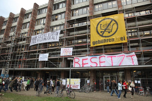 Seit mehreren Wochen ist das Audimax der Uni Freiburg besetzt.  | Foto: Dominic Rock