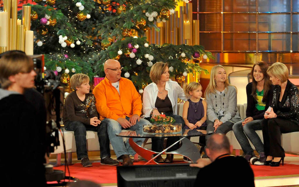 Carmen Nebel hat in Freiburg ihre Weihnachtsshow fr das ZDF aufgezeichnet.