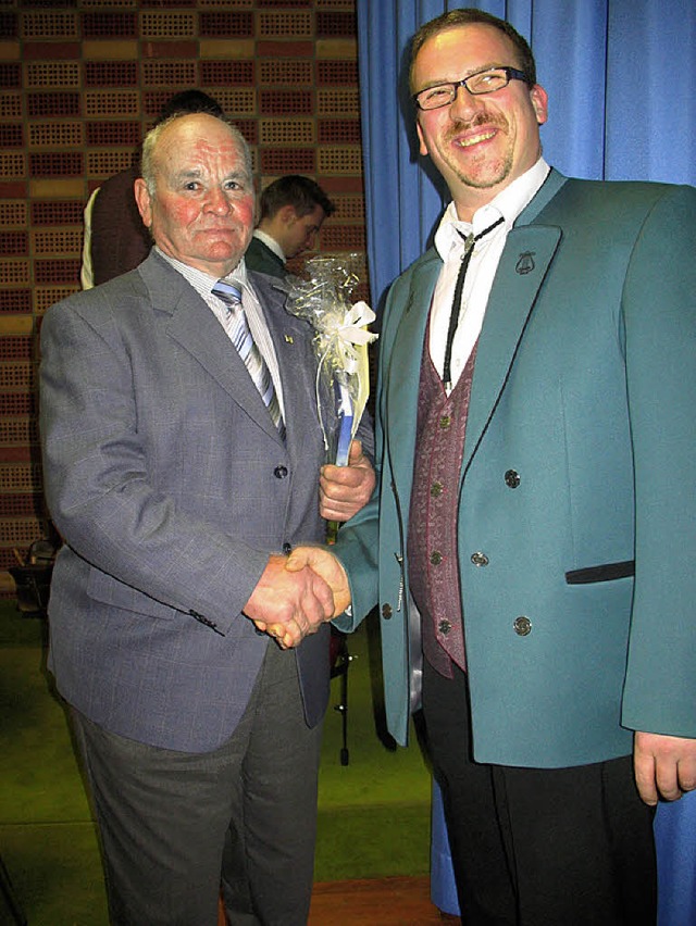 Alfred Rach mit Michael Tscheulin (rechts).   | Foto: Ingrid Arndt