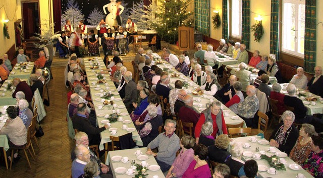 Senioren-Nachmittag im Saal des Gastha...dbewirtete ber 130 ltere Mitbrger.   | Foto: privat