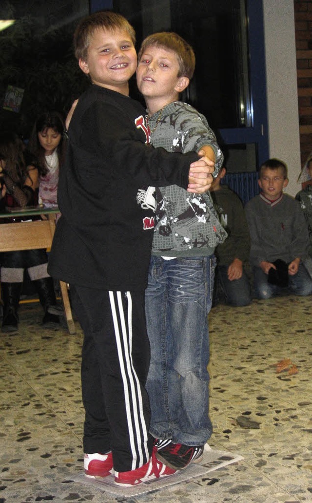 Marius und Simon beim BZ-Tanz   | Foto: Privat