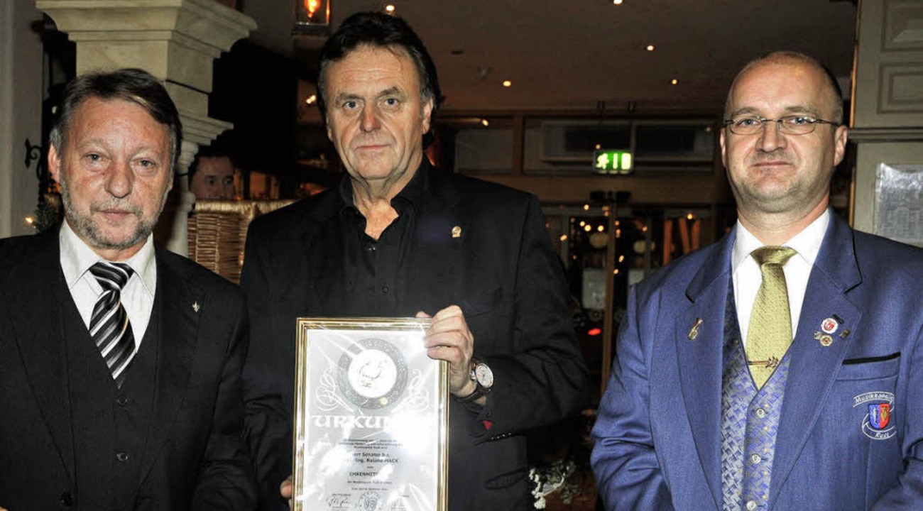 Mack wird Ehrenmitglied Rust Badische Zeitung