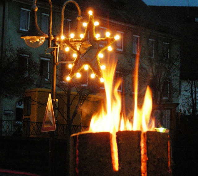 In der Stadt gehen die Lichter noch ni...d es jedoch finanziell sehr dster.     | Foto: Thomas Winckelmann