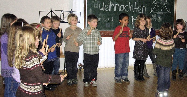 Die Kinder zeigten  viel Freude an der Musik.  | Foto: Christoph Hgle